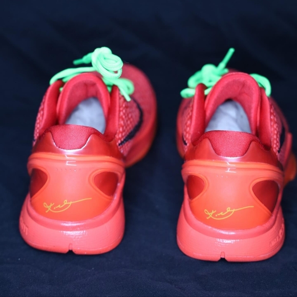 KOBE REVERSE GRINCHES - Picture 3 of 8